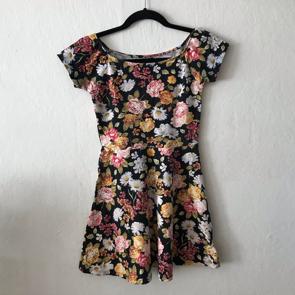 Forever 21 Floral Print Summer Dress